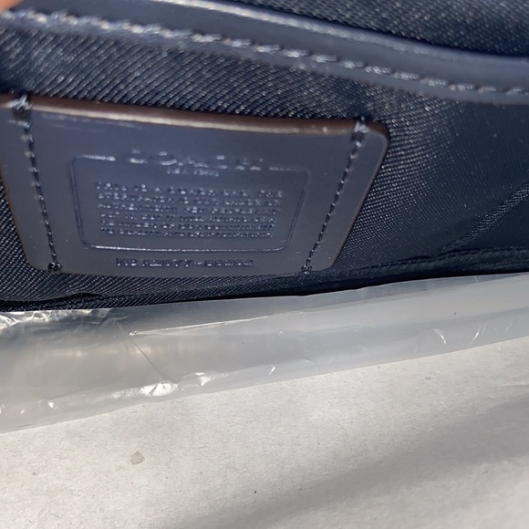 Clrblk Sig CHN CB - Picture 4 of 5